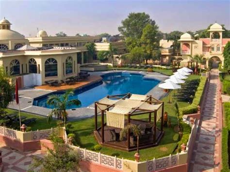 luxury resorts near indore